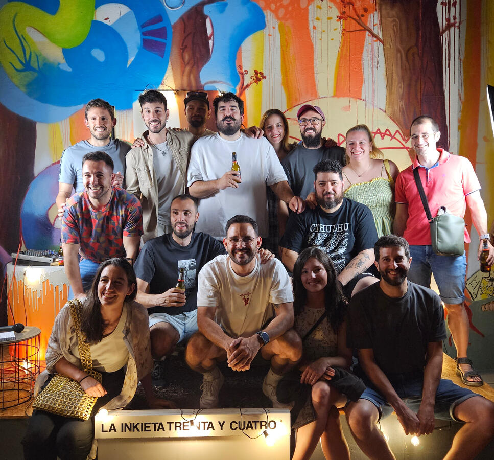 RDani Ekeikei Komedy Abisinia Taberna Ekeikei Komedy en Vitoria Gasteiz